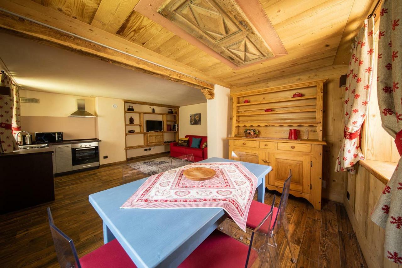 Casa Vacanze Petit Haury - Alloggi Ad Uso Turistico Vda Arvier N 0039 E N 0040 - מראה חיצוני תמונה
