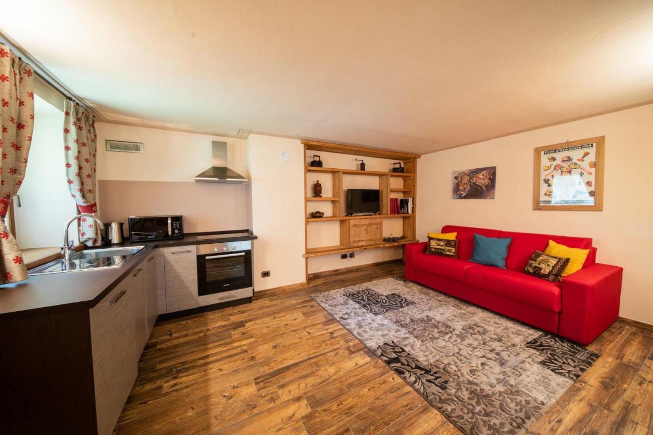 Casa Vacanze Petit Haury - Alloggi Ad Uso Turistico Vda Arvier N 0039 E N 0040 - מראה חיצוני תמונה