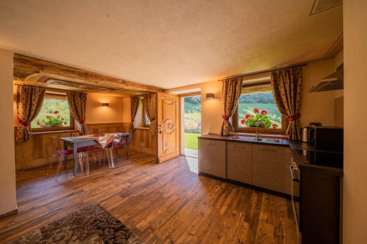 Casa Vacanze Petit Haury - Alloggi Ad Uso Turistico Vda Arvier N 0039 E N 0040 - מראה חיצוני תמונה